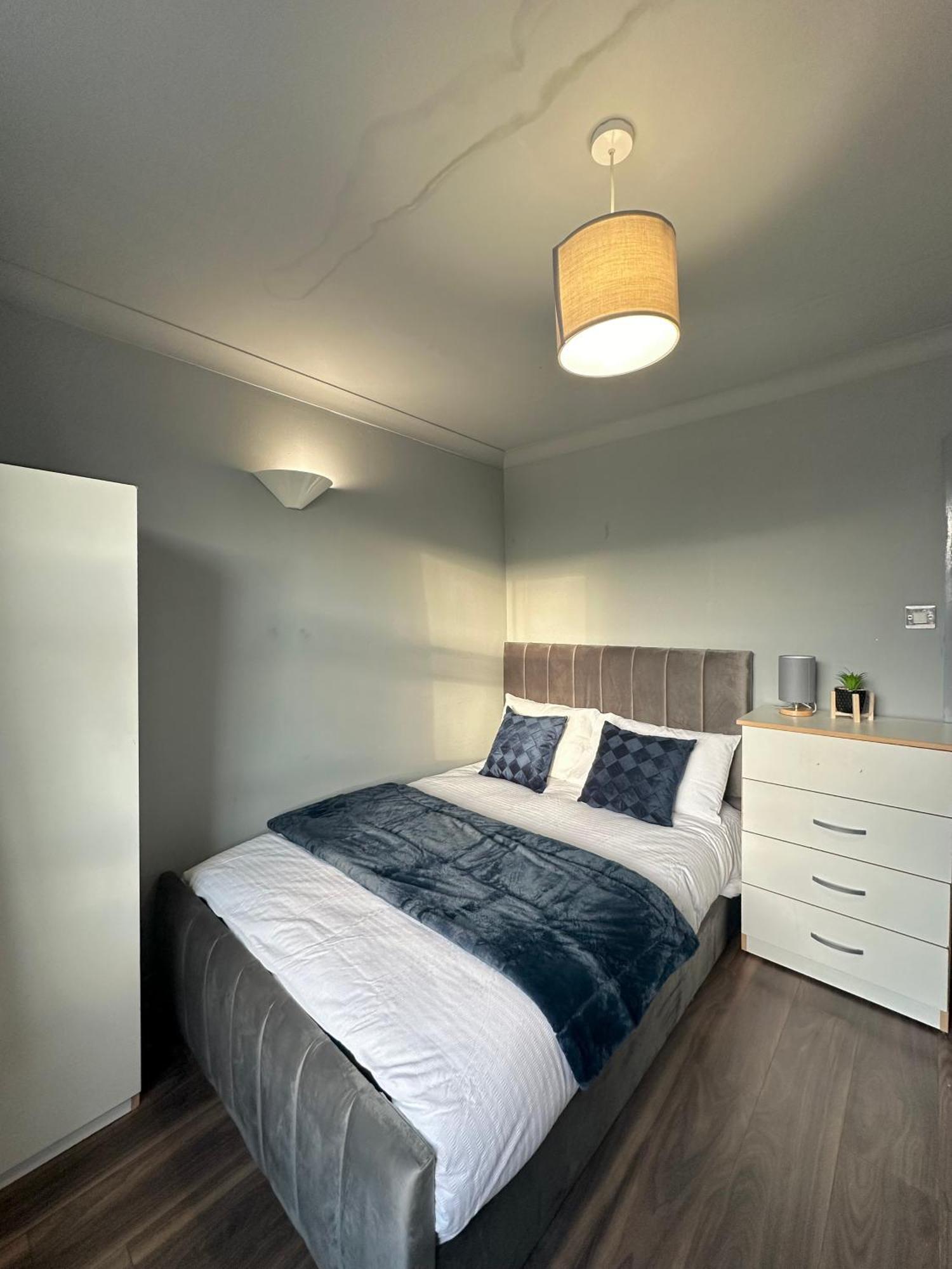 Luxury Room In A 4 Bedroom Flat! 4 Minutes Walk To Kingscross, St Pancras Londýn Exteriér fotografie