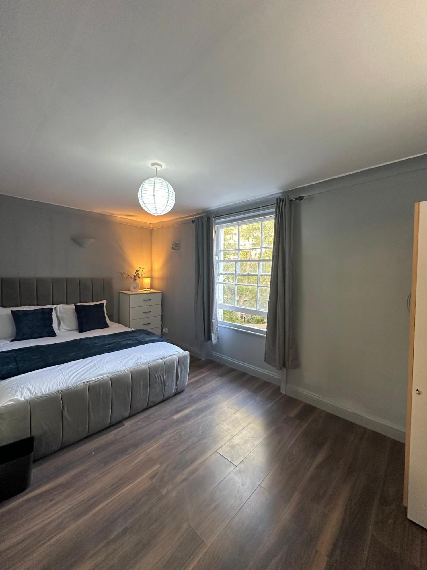 Luxury Room In A 4 Bedroom Flat! 4 Minutes Walk To Kingscross, St Pancras Londýn Exteriér fotografie