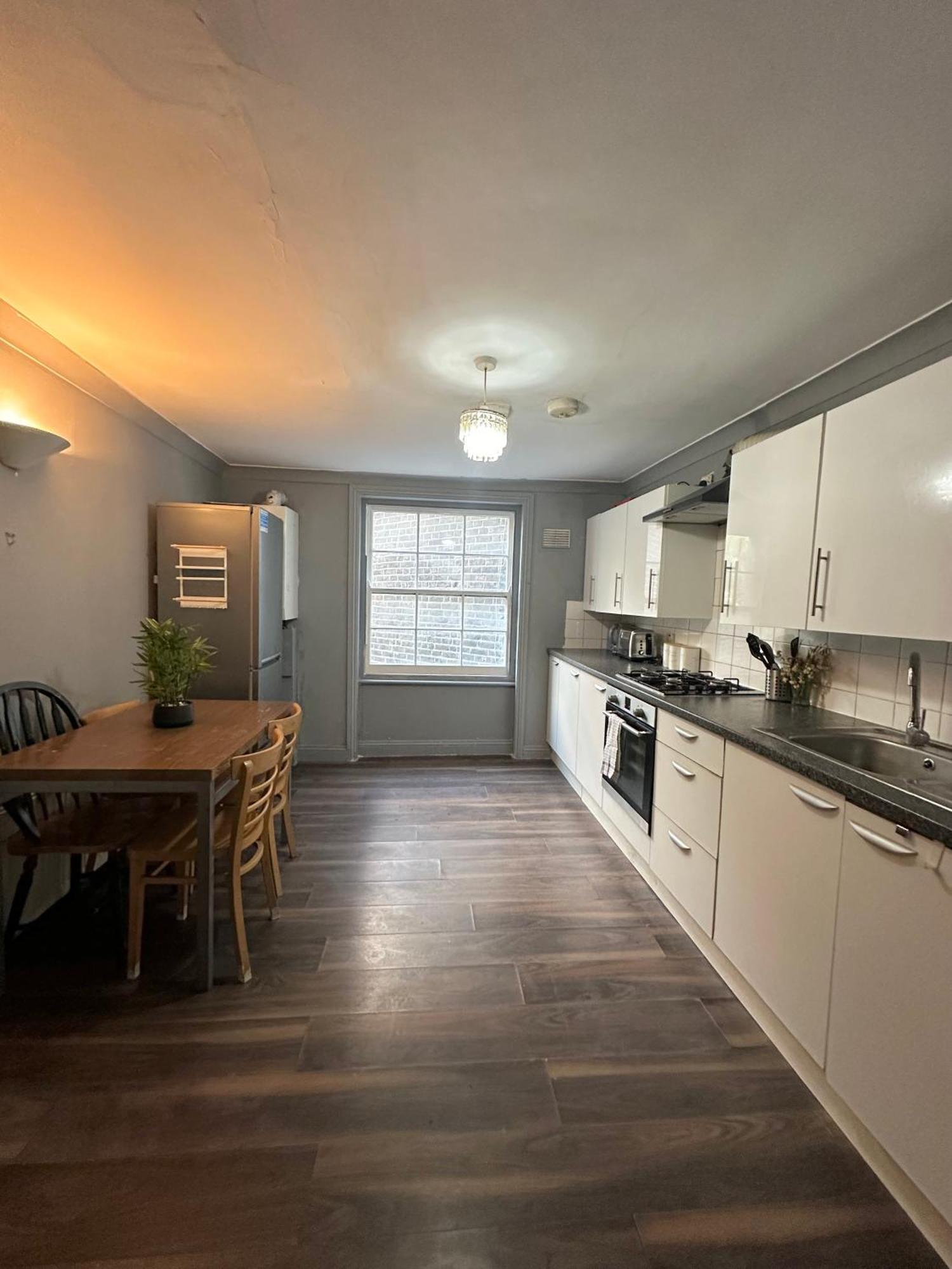 Luxury Room In A 4 Bedroom Flat! 4 Minutes Walk To Kingscross, St Pancras Londýn Exteriér fotografie