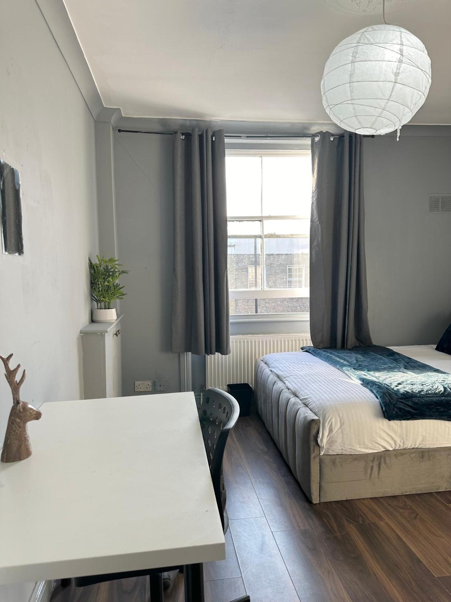 Luxury Room In A 4 Bedroom Flat! 4 Minutes Walk To Kingscross, St Pancras Londýn Exteriér fotografie
