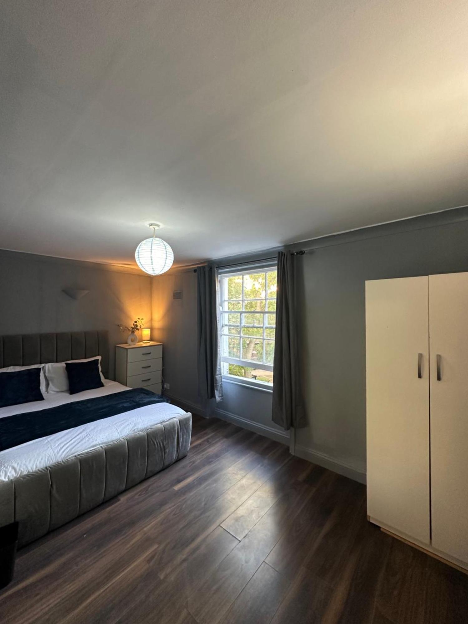 Luxury Room In A 4 Bedroom Flat! 4 Minutes Walk To Kingscross, St Pancras Londýn Exteriér fotografie