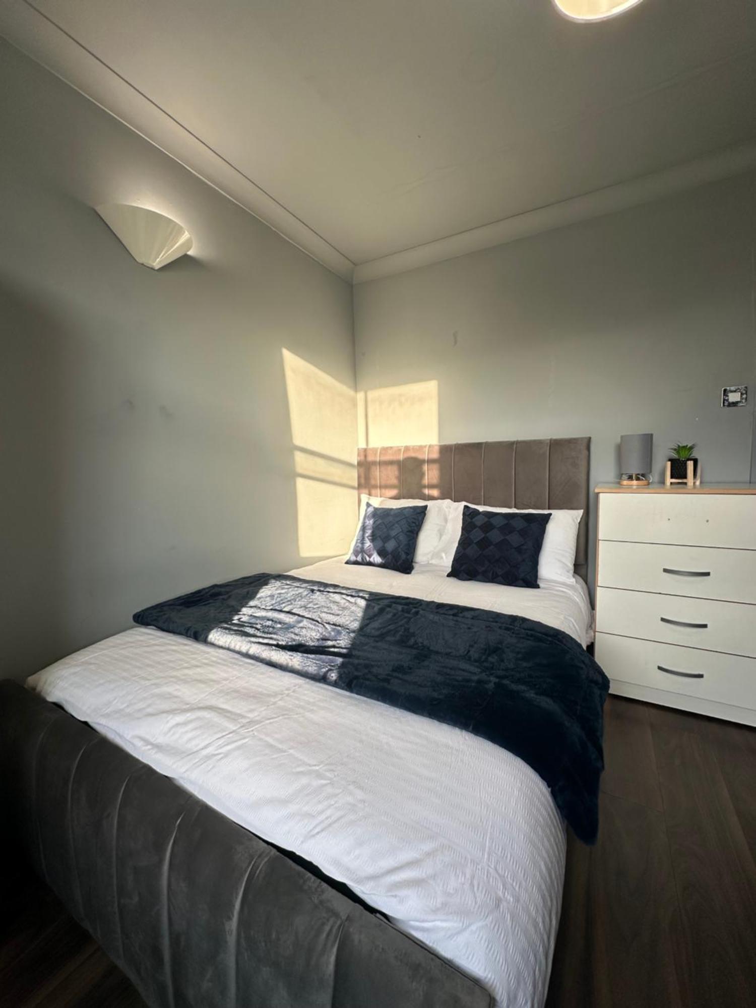 Luxury Room In A 4 Bedroom Flat! 4 Minutes Walk To Kingscross, St Pancras Londýn Exteriér fotografie