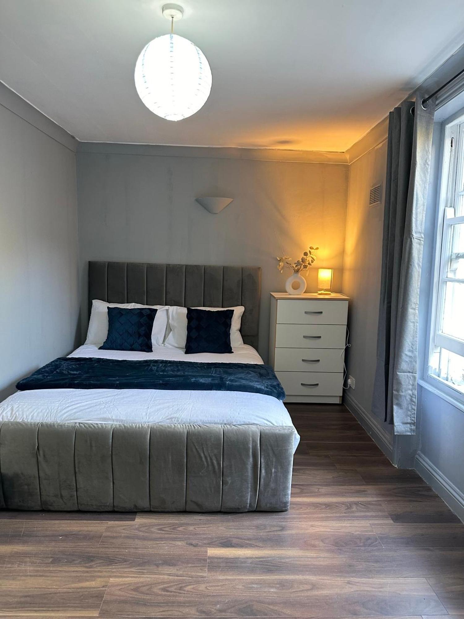 Luxury Room In A 4 Bedroom Flat! 4 Minutes Walk To Kingscross, St Pancras Londýn Exteriér fotografie