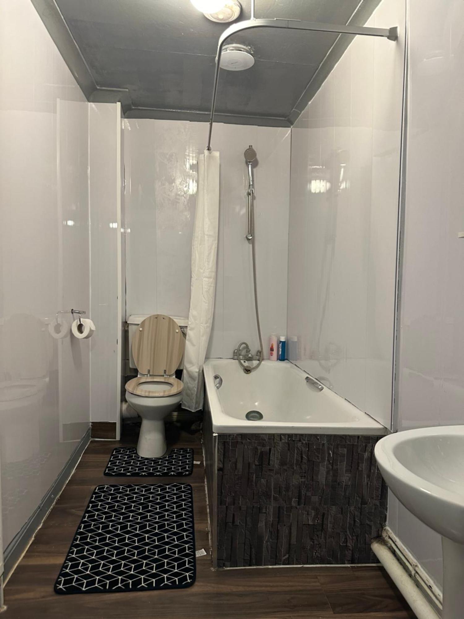 Luxury Room In A 4 Bedroom Flat! 4 Minutes Walk To Kingscross, St Pancras Londýn Exteriér fotografie