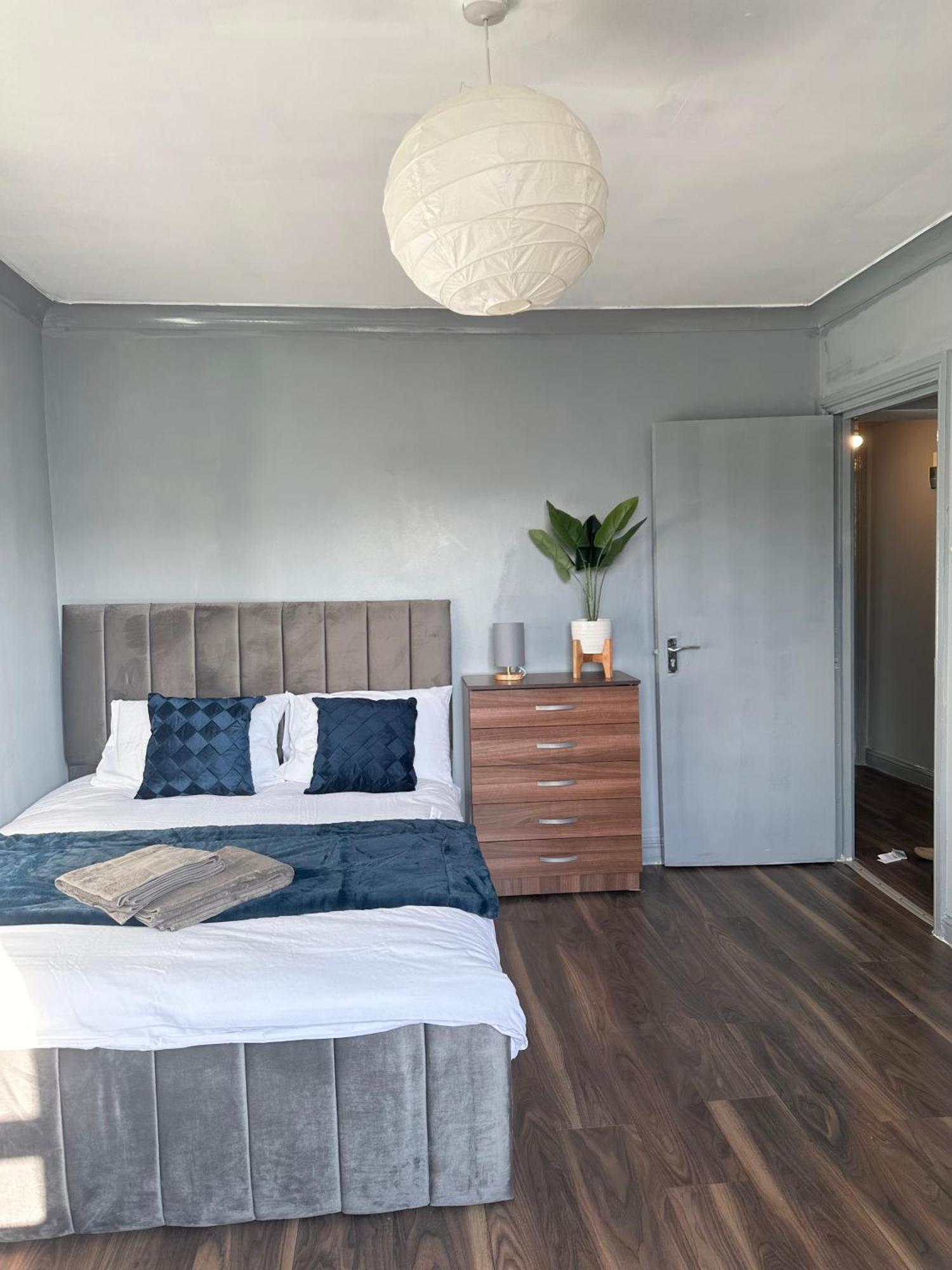 Luxury Room In A 4 Bedroom Flat! 4 Minutes Walk To Kingscross, St Pancras Londýn Exteriér fotografie